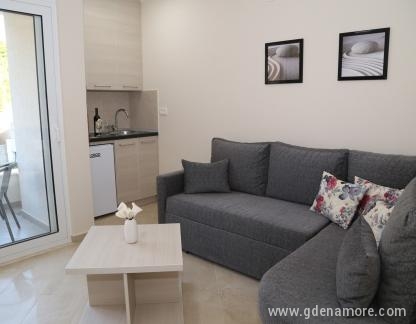 Apartmani Piano, Apartman VANILLA 102, privatni smeštaj u mestu Utjeha, Crna Gora